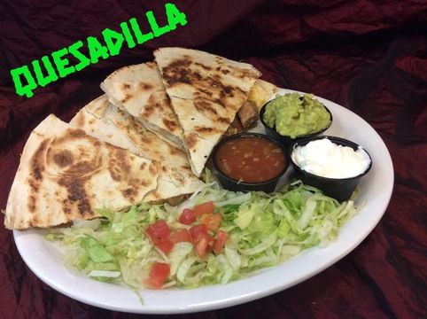 Placebo Quesadilla, as plated at Chile Addiction
