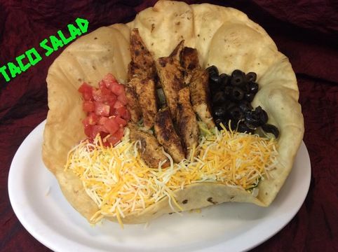 Tipsy Taco Salad, as plated at Chile Addiction